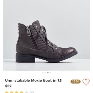 Pewter/Grey blowfish boots